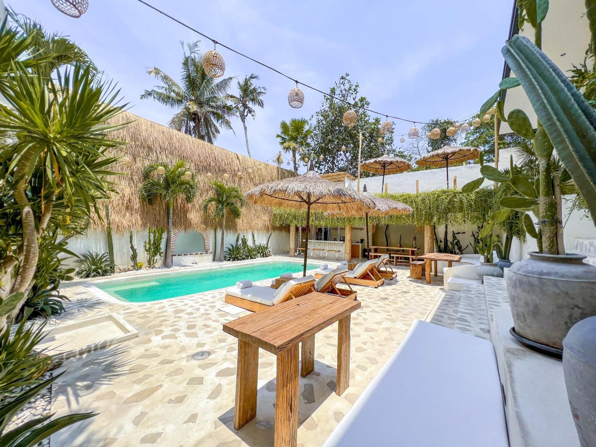 Bocce Villa *